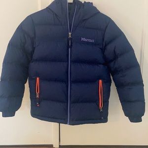 Marmot girls winter jacket. 700 fill. Navy with light purple trim  size medium